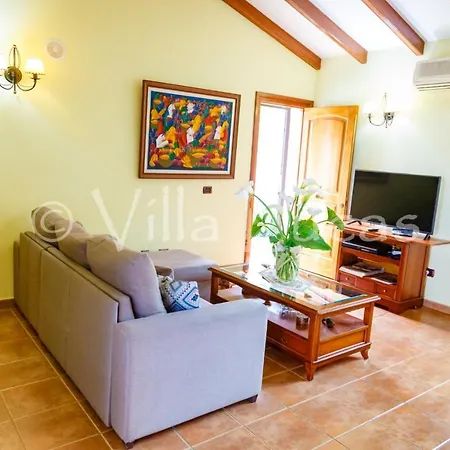 Casa Lucas Ferienhaus Vega de San Mateo