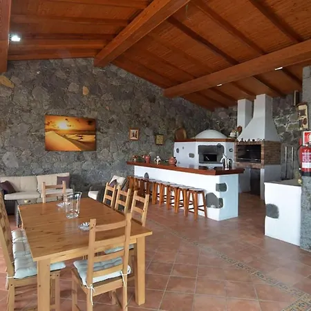 Casa Lucas * Vega de San Mateo